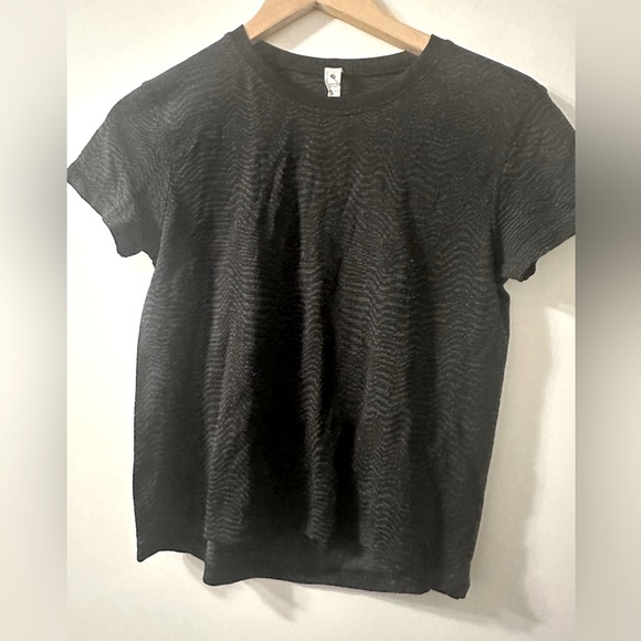 Lululemon cropped t shirt size 4 - Picture 1 of 3